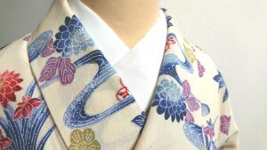 半衿と伊達衿について